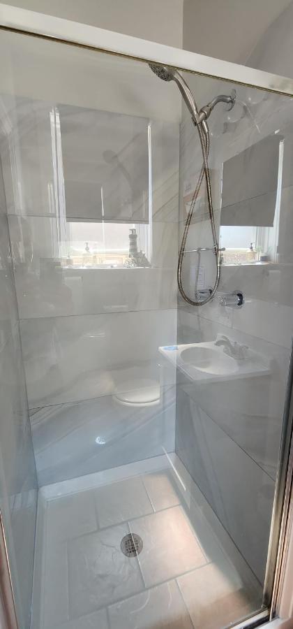 Cozy 1 Bedroom, 1 Min From Irving Park Blue Line, Free Parking Chicago Luaran gambar